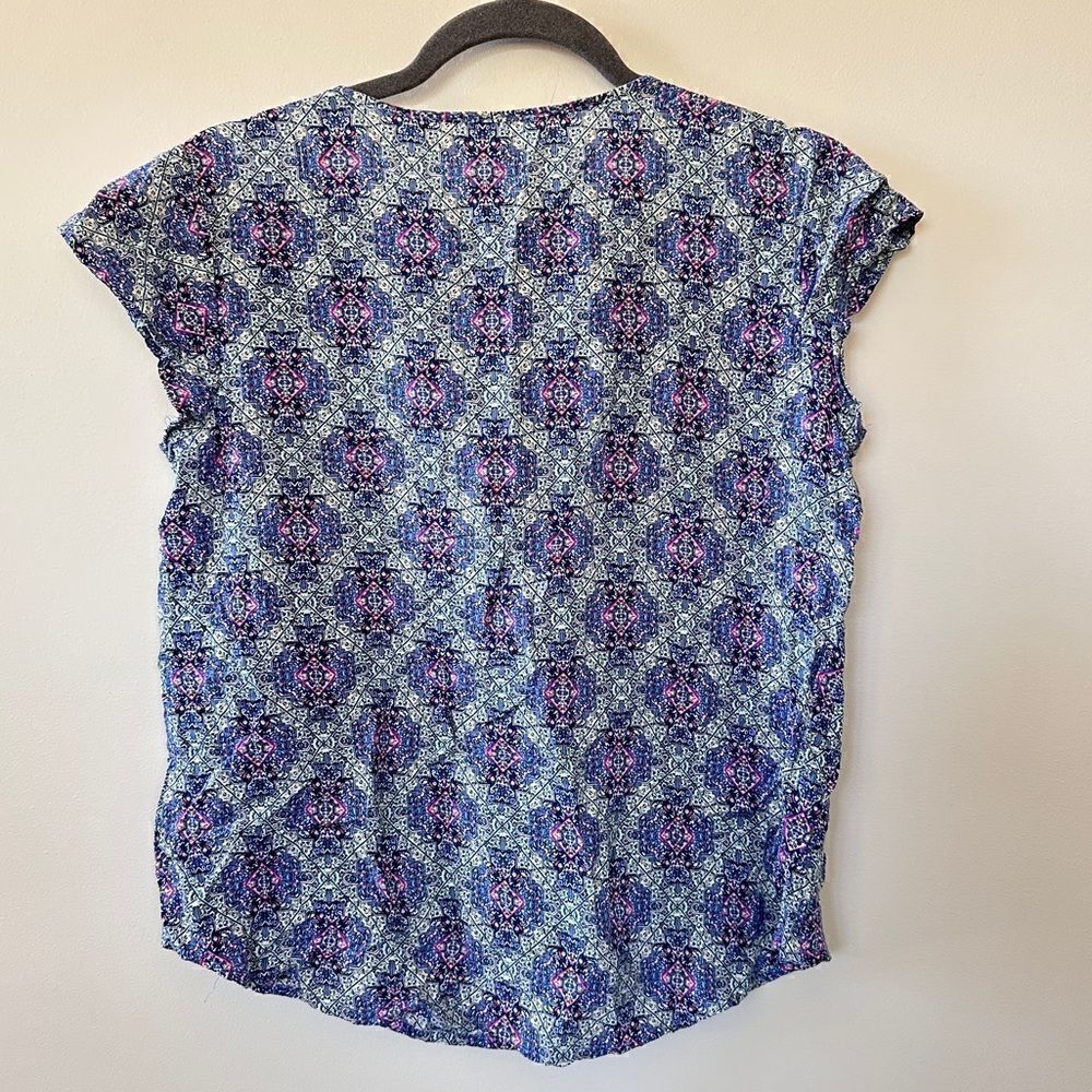 Kenar Womens Purple and Blue Tone Patterned Lightweight V-Neck M - Picture 6 of 11